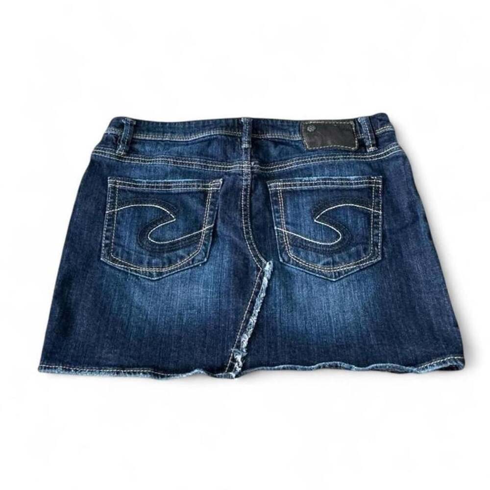 Y2K Silver Jeans Co. Denim Mini Skirt Size 27"